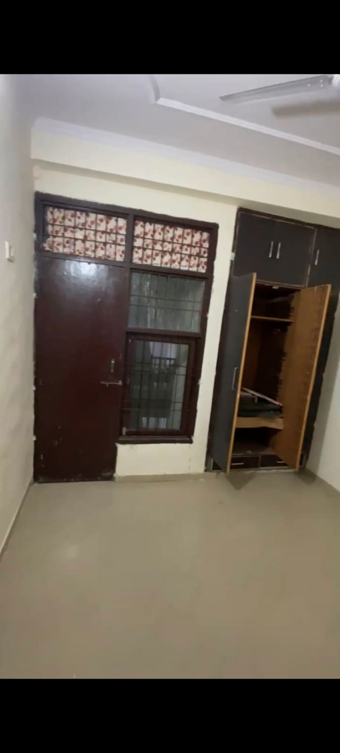 Uttara's room