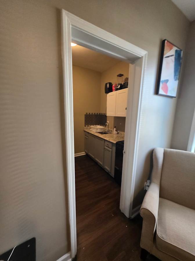 CL&C Property Management and Consulting's room