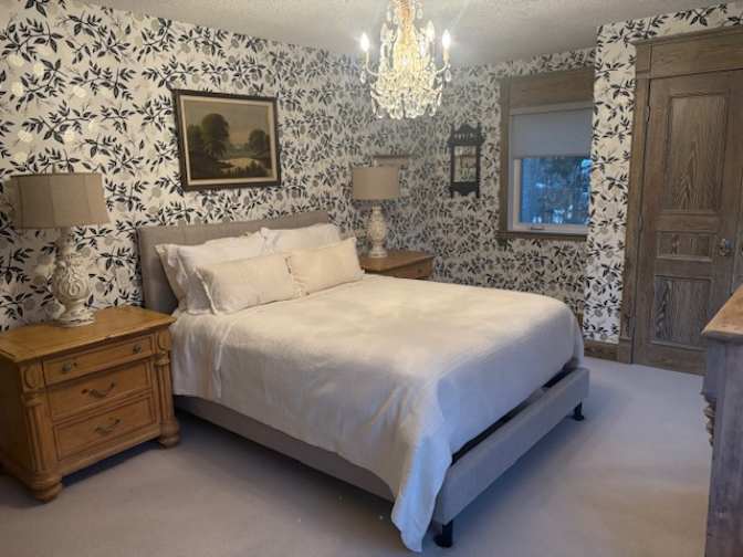 Murray's room