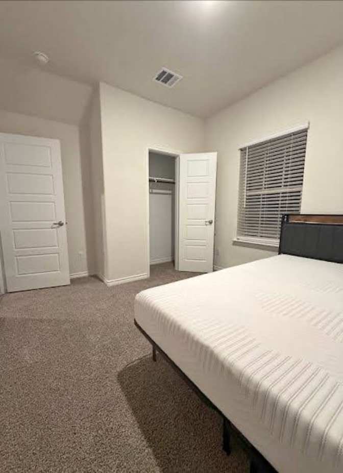 Sola's room