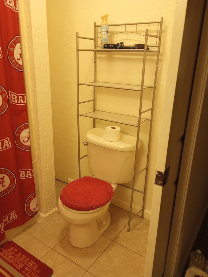 Antonio's room
