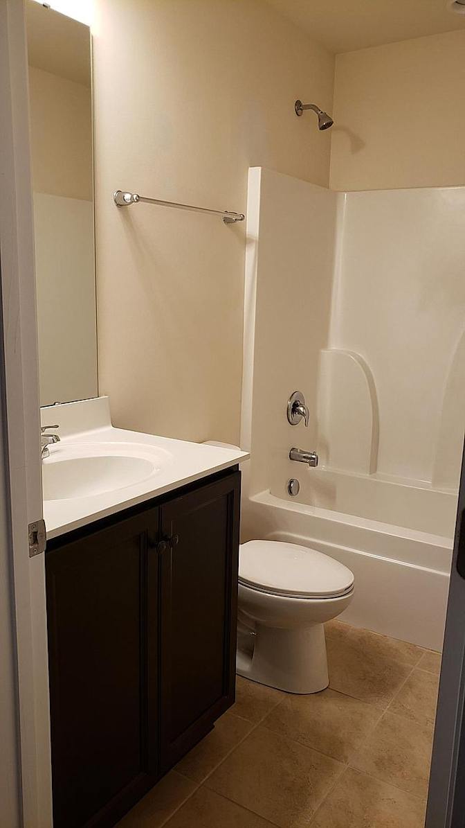 Alcove Rooms's room