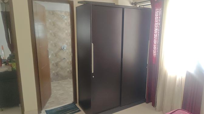 Roshan's room