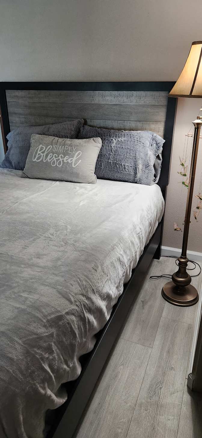 Jewels's room