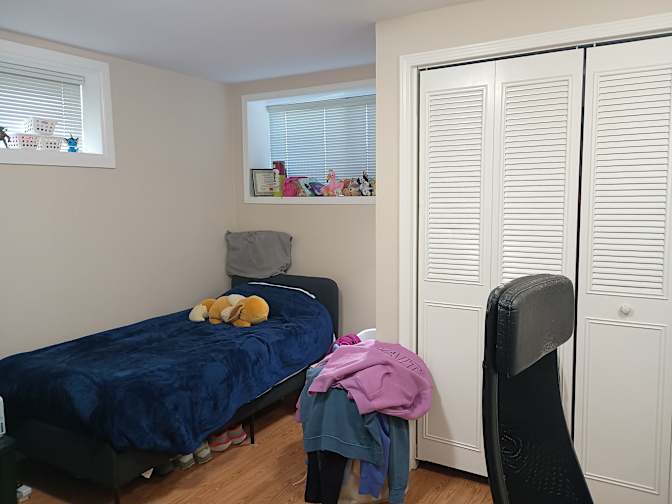 Debora's room