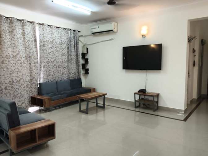 Divyanshi's room