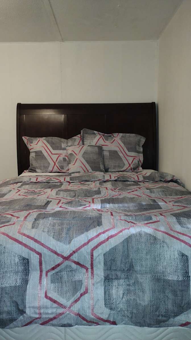 Mykh's room