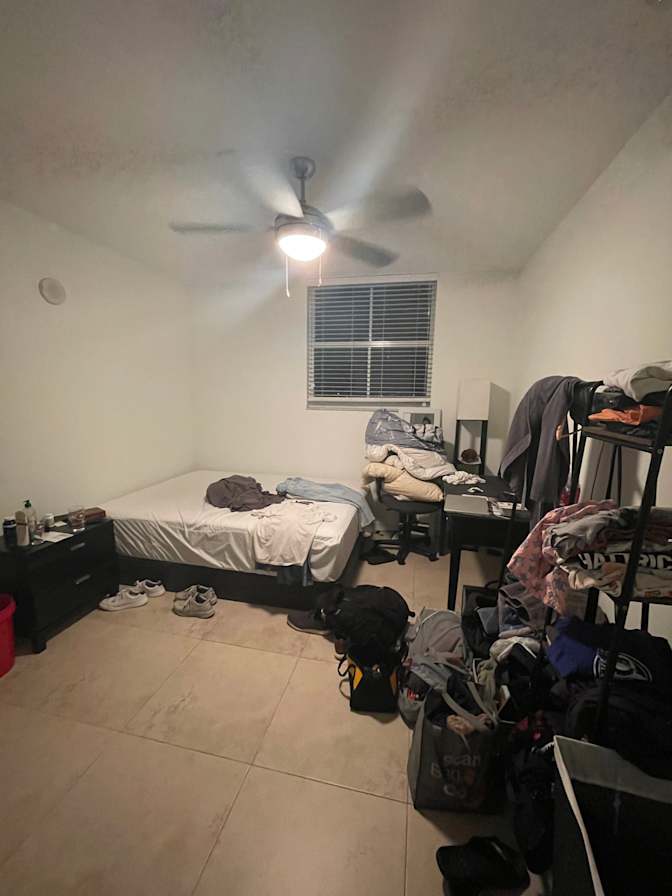 Andres Fierro's room