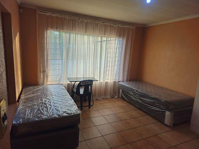 Kefiloe's room