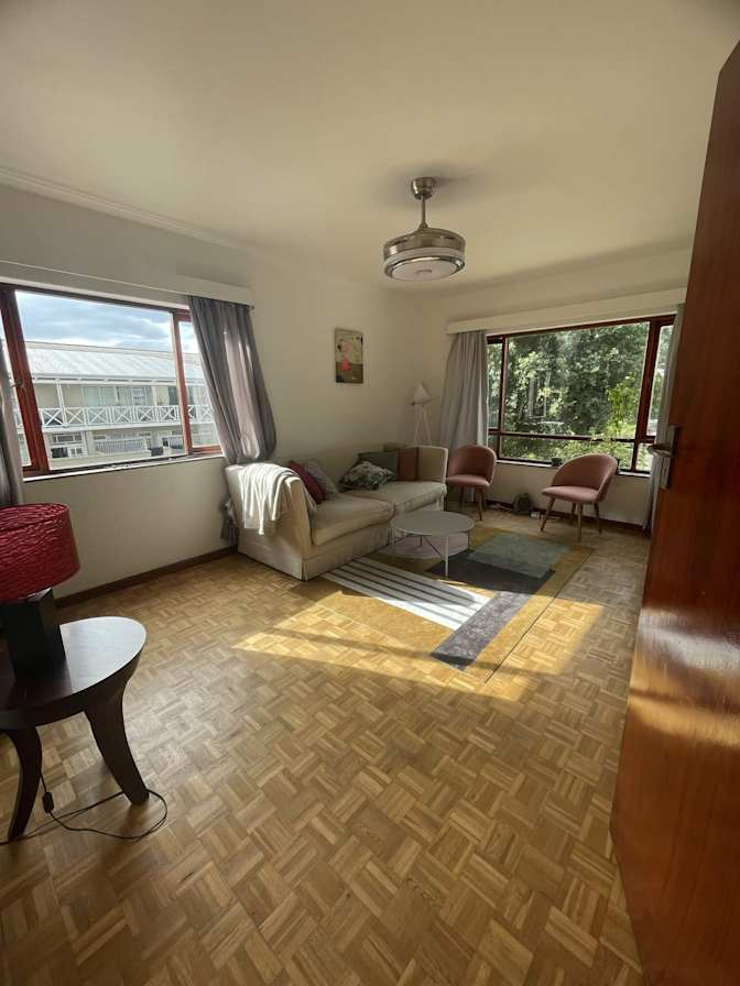 Nina Schwartz's room