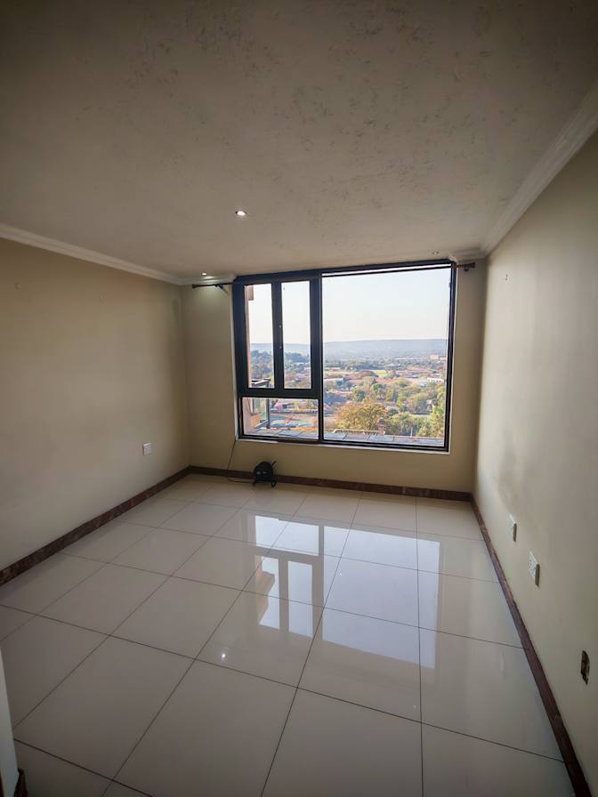 MS VINETTE JOOSTE's room