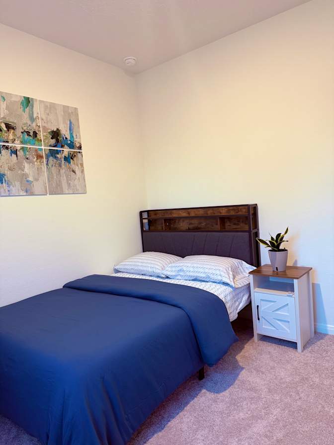 Venkevin Satera's room