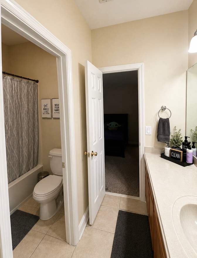 Stephanie's room