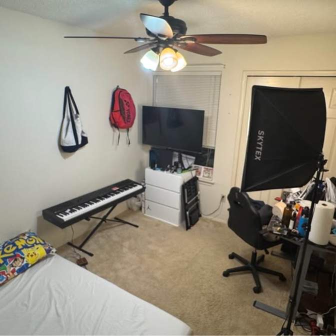 Dan's room