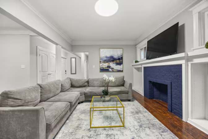 Sam's Company Holdings's room