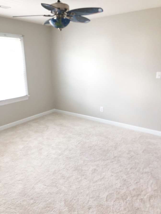 Alcove Rooms's room