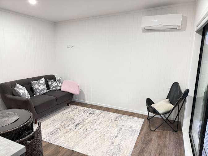 Karren Davenport's room