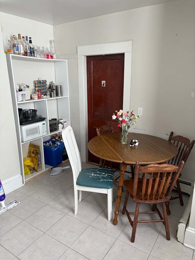 Connor Pierce's room