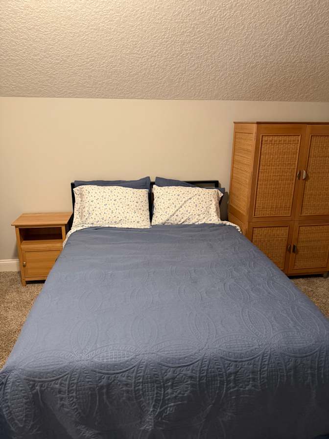Paul Sundeen's room