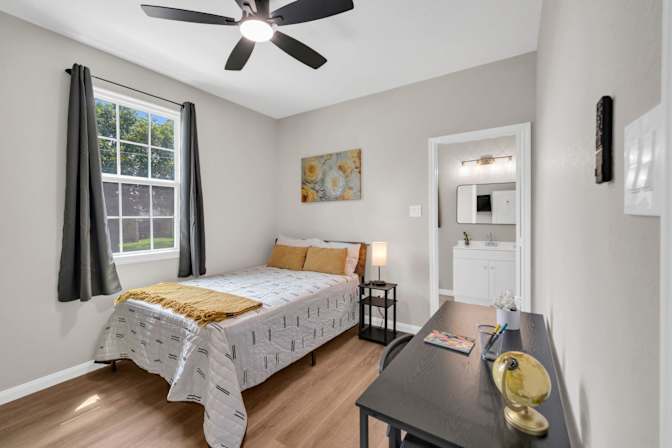 PadSplit's room