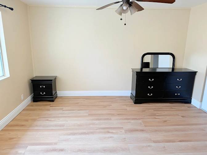 Dessiree's room