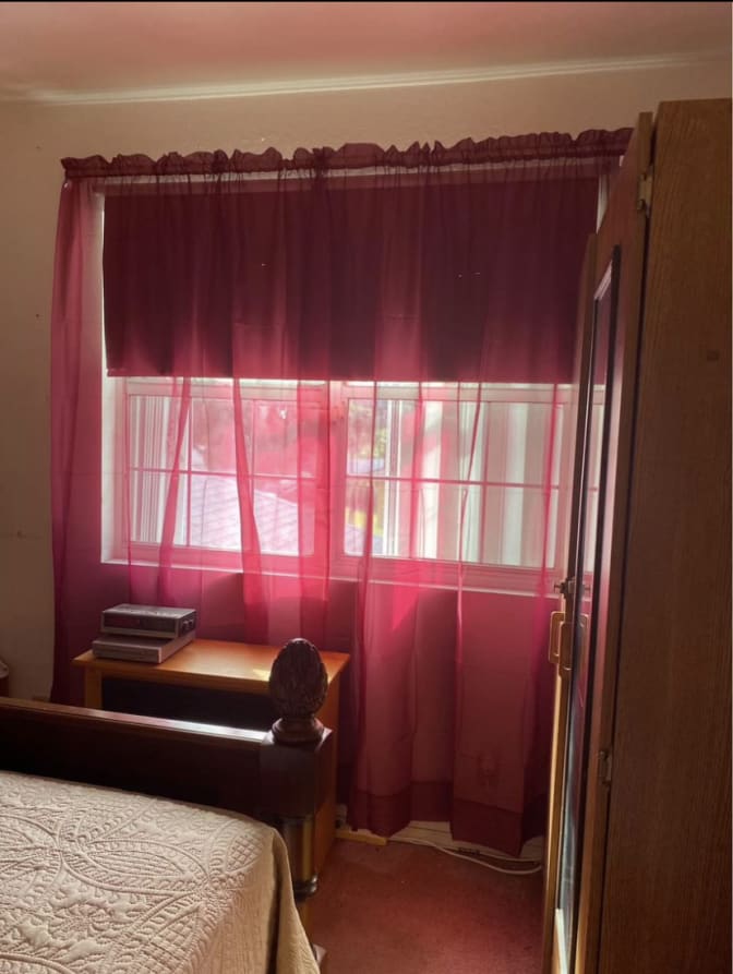 Deon's room