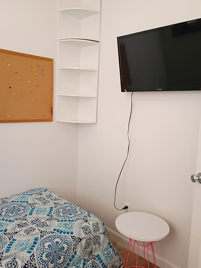 Teri's room