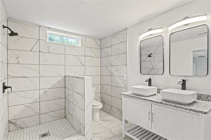 Alcove Rooms's room