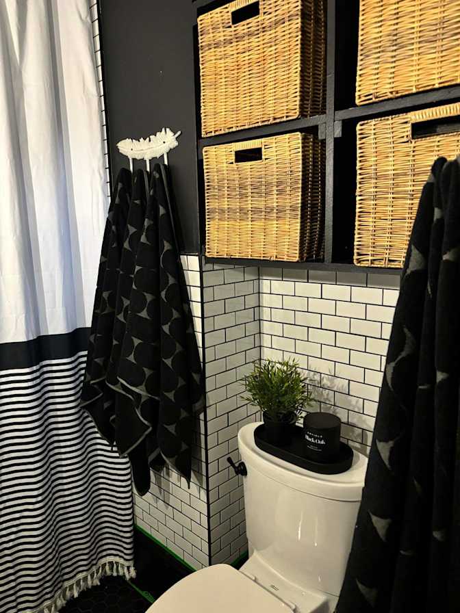 Louis's room