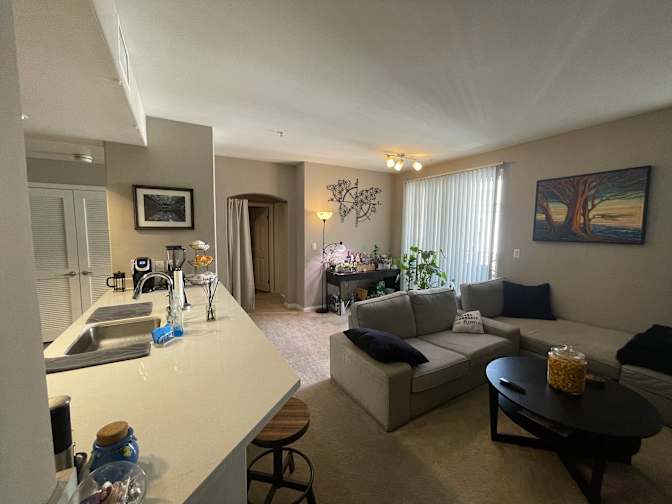 Valentin's room