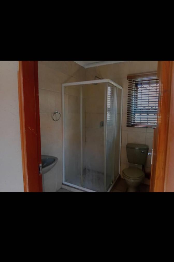 ZwelakheSamuel Msiza's room