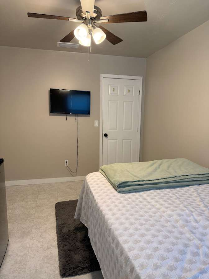 Vuong's room