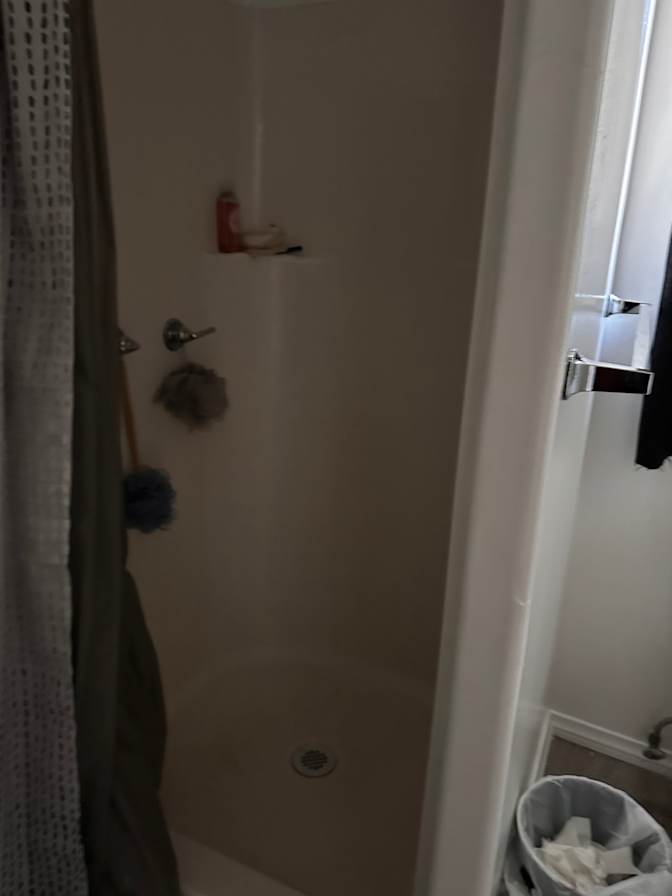 Rolando's room