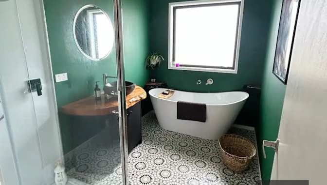 Levonne's room