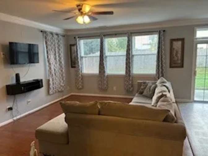 Alcove Rooms's room