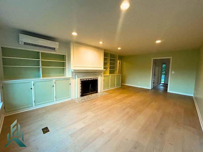 Jade's room