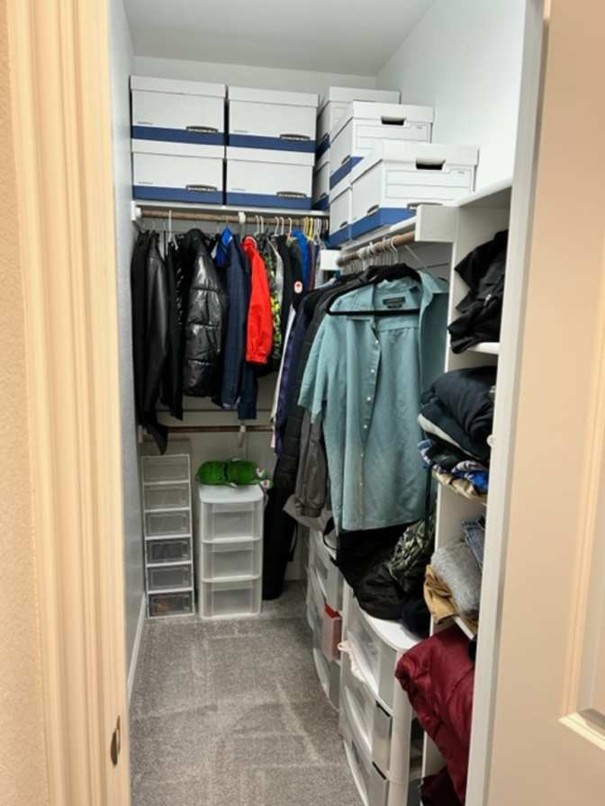 Noshad's room