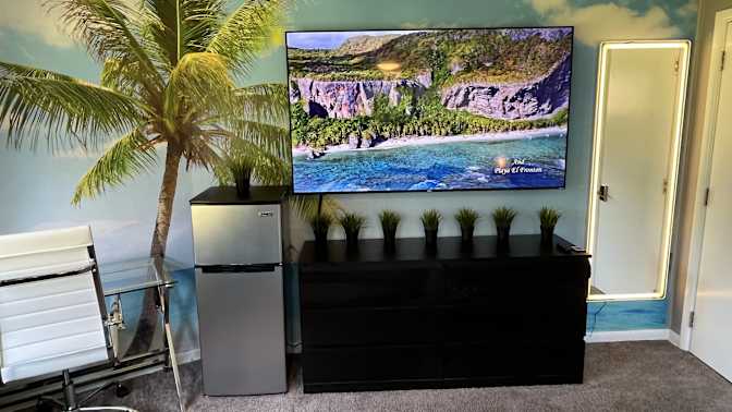 Julian Guerrero's room
