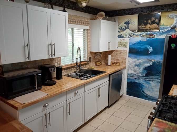 Fernando Saravia's room