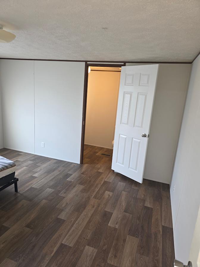 Tracey's room