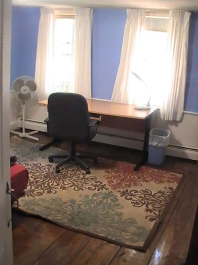 Keshwani's room