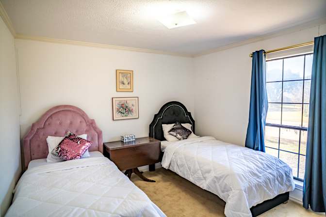 Gul's room