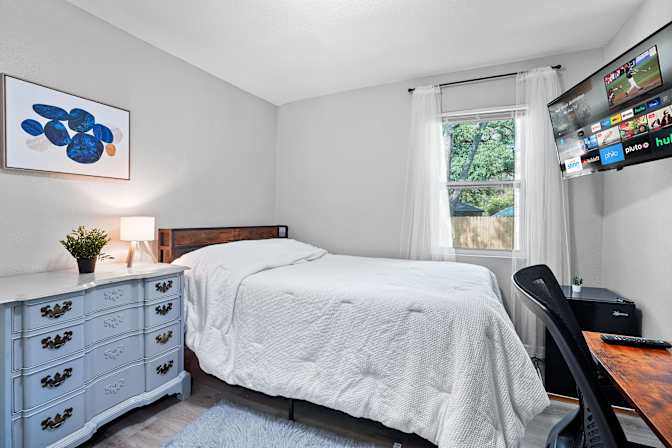 PadSplit's room
