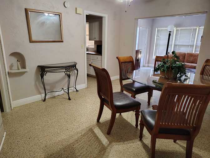 Graciela J Lozano's room