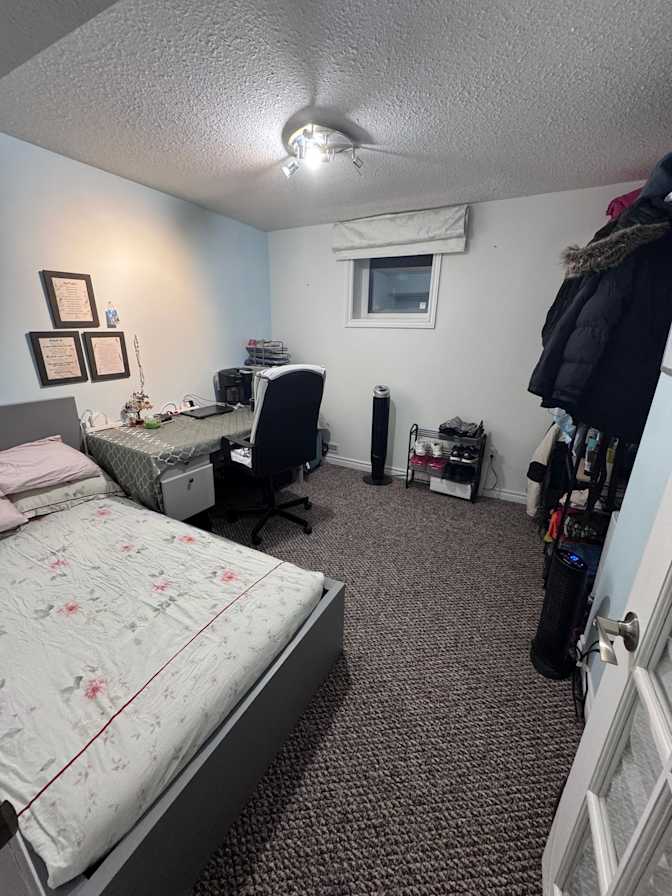 shovon ghosh's room