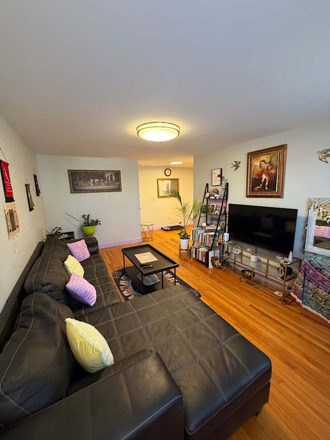 Shannon Gilchrist's room