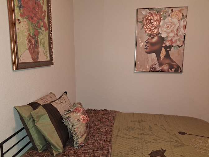 Butterfli Thomas's room
