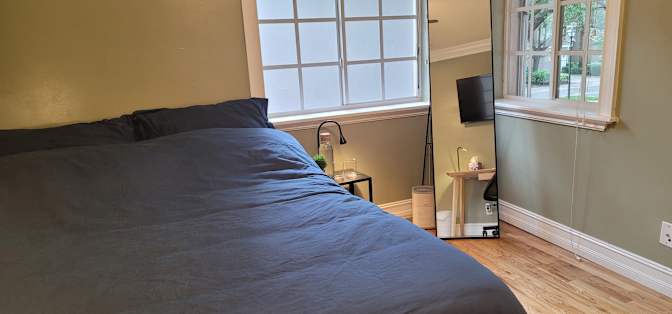 Nikhil Jyothi Shetty's room