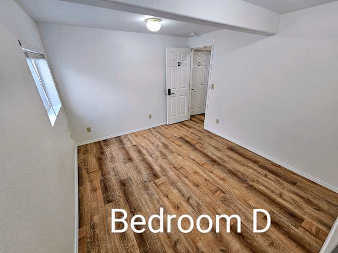 HomeCrew's room