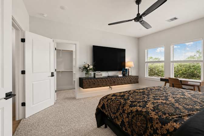 CONVENO GROUP's room